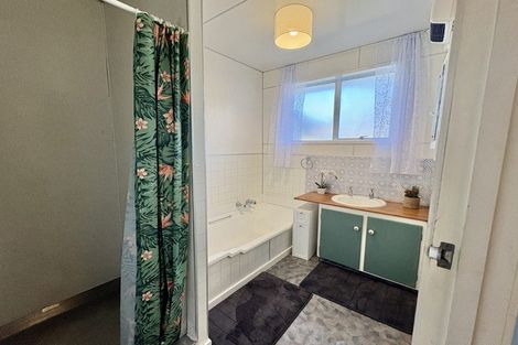 Photo of property in 67 Centennial Avenue, Helensburgh, Dunedin, 9010