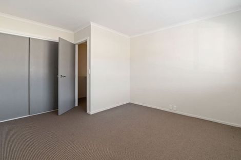 Photo of property in 29/64 Kawaha Point Road, Kawaha Point, Rotorua, 3010