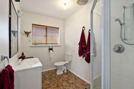 Photo of property in 18 Awatea Road, Hornby, Christchurch, 8042