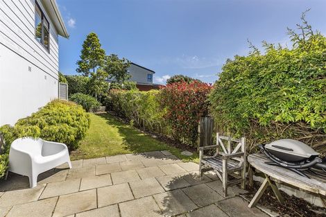 Photo of property in 22 Mercury Way, Whitby, Porirua, 5024