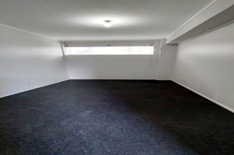 Photo of property in 12 Surat Place, Glen Eden, Auckland, 0602