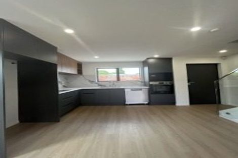 Photo of property in 28d Greenmeadows Avenue, Manurewa East, Auckland, 2102