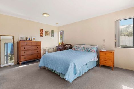 Photo of property in 5 Hoyte Place, Pukehangi, Rotorua, 3015