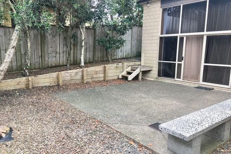 Photo of property in 98 Cyril French Drive, Flat Bush, Auckland, 2016
