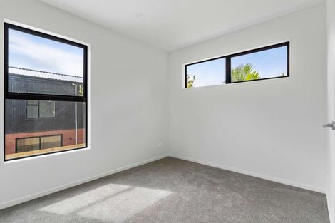Photo of property in 24 Carnoustie Drive, Wattle Downs, Auckland, 2103