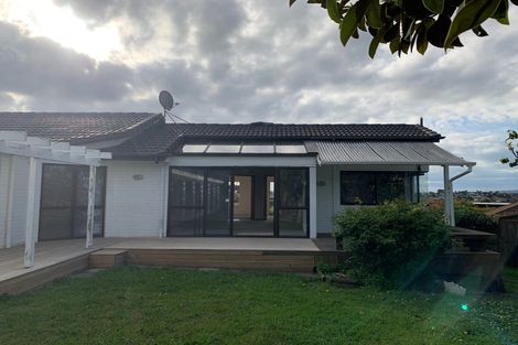 Photo of property in 10 Dorrington Place, Eastern Beach, Auckland, 2012