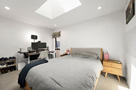 Photo of property in 191 Marine Parade, Seatoun, Wellington, 6022