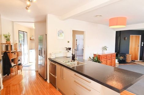 Photo of property in 23 Poneke Drive, Waikanae, 5036