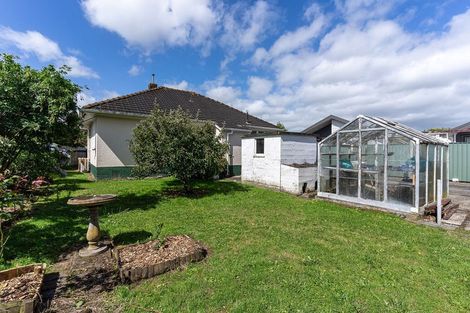 Photo of property in 22 Moheke Avenue, Roslyn, Palmerston North, 4414