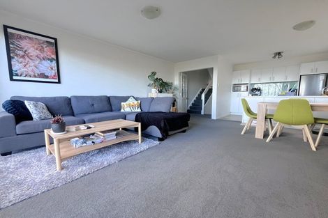 Photo of property in 27 Orissa Crescent, Broadmeadows, Wellington, 6035