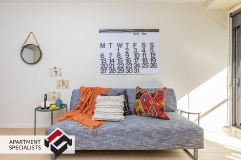 Photo of property in 62 Queen Street, Westport, 7825