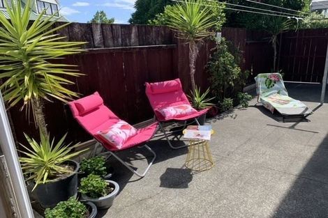 Photo of property in 31c Donegal Crescent, Tamatea, Napier, 4112