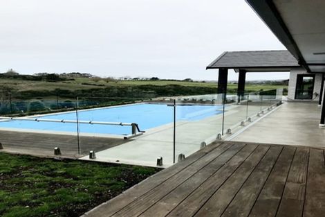 Photo of property in 90 Stoneridge Terrace, Whitford, Manurewa, 2576