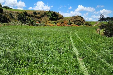 Photo of property in 5 Kakaramea Road, Kakaramea, Patea, 4598