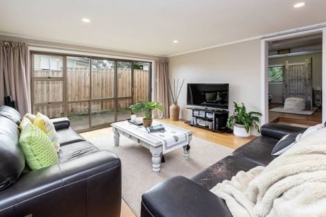 Photo of property in 49 Union Road, Howick, Auckland, 2014