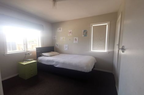 Photo of property in 1 Busing Avenue, Papakura, 2110