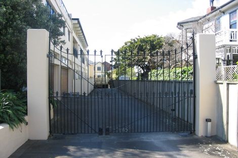 Photo of property in 15/28u Hobson Street, Thorndon, Wellington, 6011