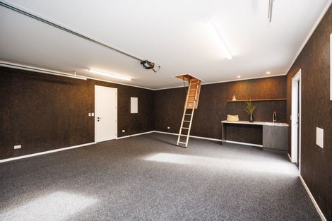Photo of property in 42a Batt Street, West End, Palmerston North, 4410
