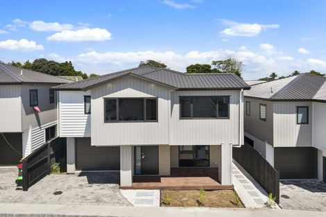 Photo of property in 2/142 Great South Road, Manurewa, Auckland, 2102
