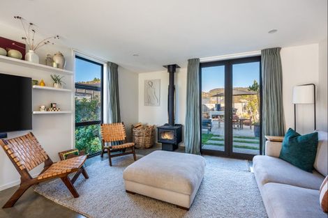 Photo of property in 8 Glen Dene Crescent, Wanaka, 9305