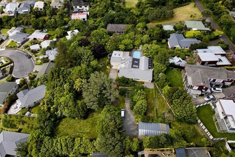 Photo of property in 10 Hillview Crescent, Paparangi, Wellington, 6037