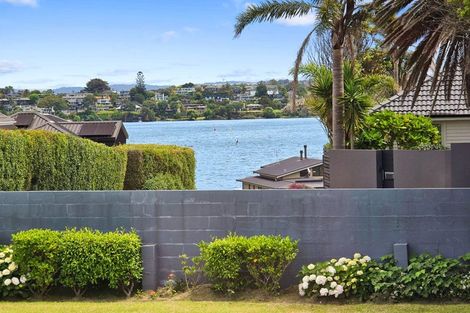 Photo of property in 35 Kitchener Road, Takapuna, Auckland, 0622