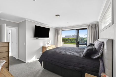 Photo of property in 14 Huntaway Close, Stoke, Nelson, 7011