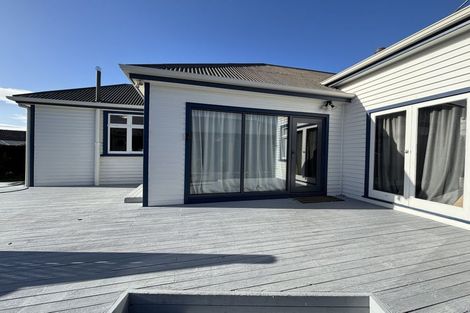 Photo of property in 290 Lake Terrace Road, Shirley, Christchurch, 8061