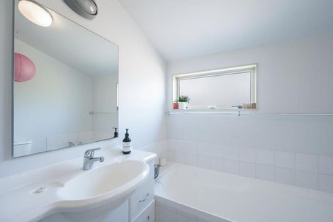 Photo of property in 2 Lancewood Way, The Wood, Nelson, 7010