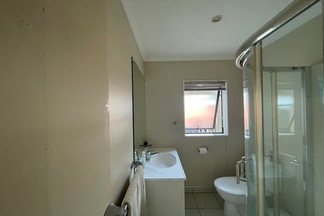 Photo of property in 9 Kalmore Place, Flat Bush, Auckland, 2016