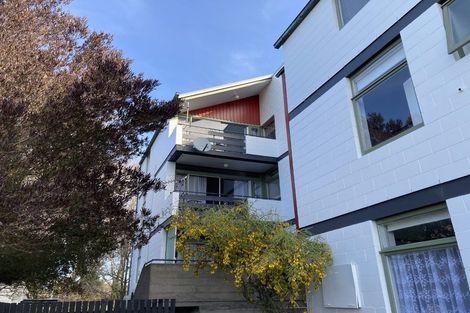 Photo of property in 21 Newbridge Place, Ilam, Christchurch, 8041