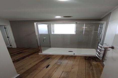 Photo of property in 19 Kayes Road, Pukekohe, 2120