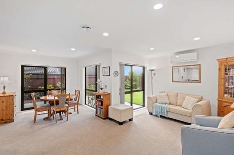 Photo of property in 81 Riverside Drive, Waiuku, 2123