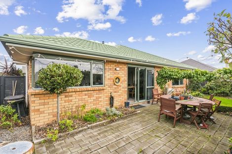Photo of property in 17 Manhattan Court, Paraparaumu Beach, Paraparaumu, 5032