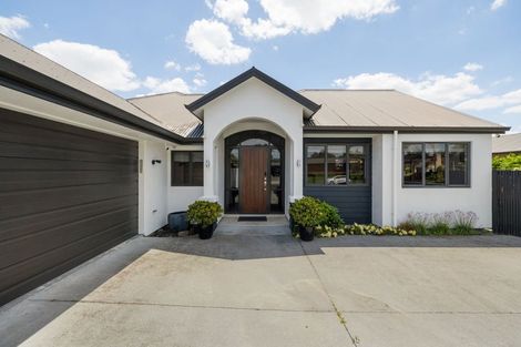 Photo of property in 25 Somerton Drive, Huntington, Hamilton, 3210