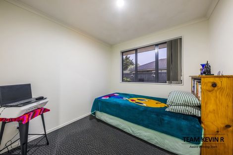 Photo of property in 11 Margarita Rise, Pukekohe, 2120