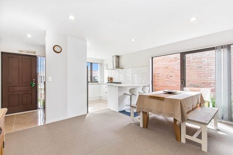 Photo of property in 19 Tarapiroe Avenue, Takanini, 2112