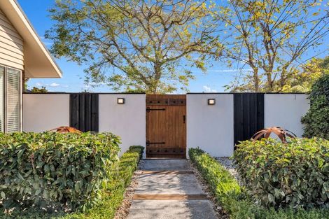 Photo of property in 16 Hemingway Place, Spencerville, Christchurch, 8083
