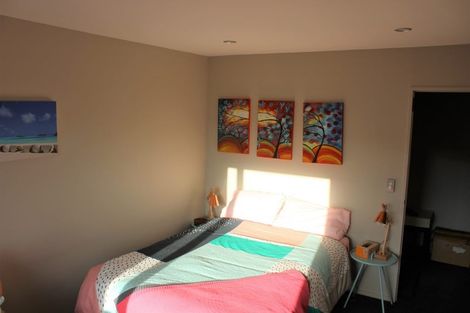 Photo of property in 1/18 Montgomery Avenue, Karori, Wellington, 6012