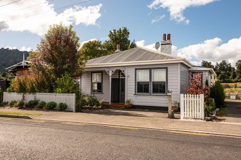 Photo of property in 47 Railway Row, Ohakune, 4625