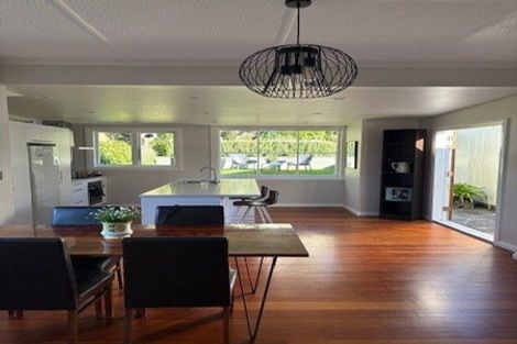 Photo of property in 11 Norfolk Street, Northland, Wellington, 6012