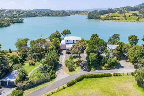 Photo of property in 6 Mara Kai Lane, Raglan, 3225