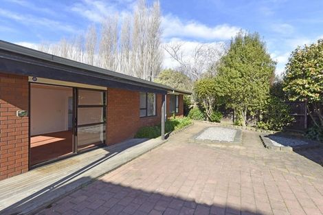 Photo of property in 40 Meadow Street, Papanui, Christchurch, 8052