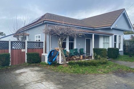 Photo of property in 28 Stapletons Road, Richmond, Christchurch, 8013