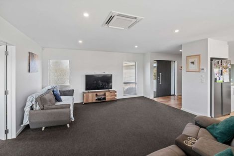 Photo of property in 2 Amur Crescent, Rolleston, 7615