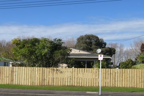 Photo of property in 15 Ellicott Road, Nawton, Hamilton, 3200