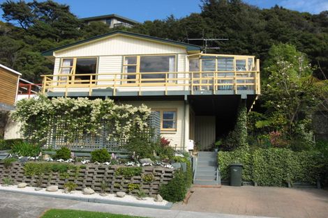 Photo of property in 20 Mission Street, Waterloo, Lower Hutt, 5011