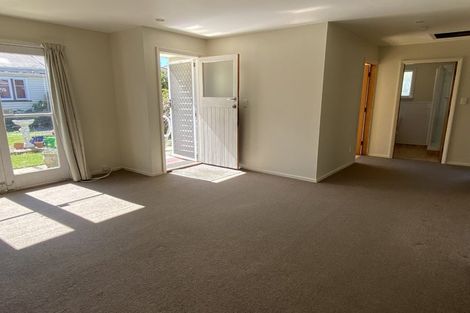 Photo of property in 8 Kahu Road, Riccarton, Christchurch, 8041