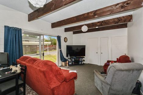 Photo of property in 1/21 Reynella Drive, Massey, Auckland, 0614