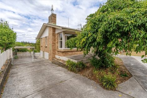 Photo of property in 6 Windsor Road, Maeroa, Hamilton, 3200
